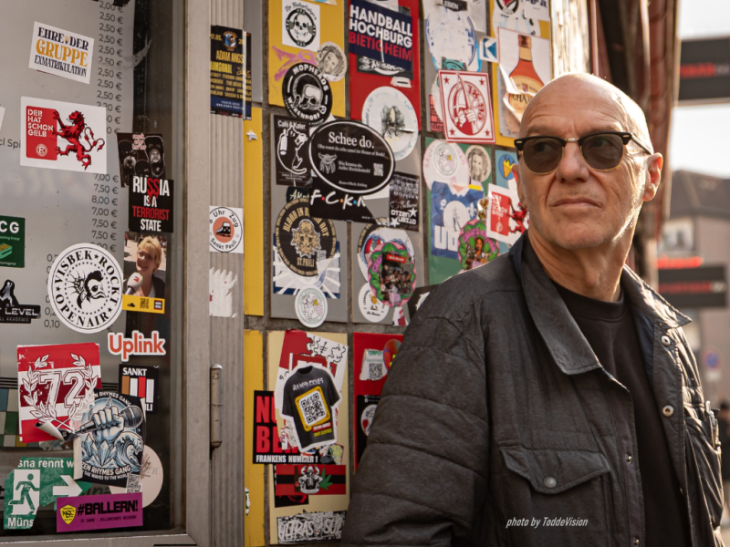 Midge Ure