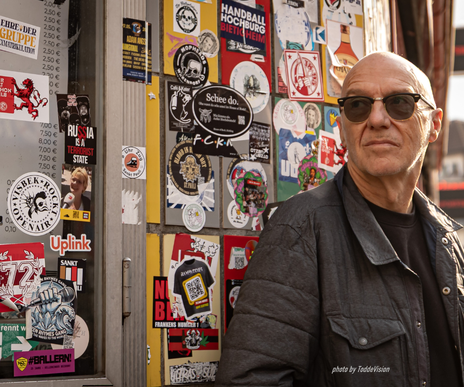 Midge Ure